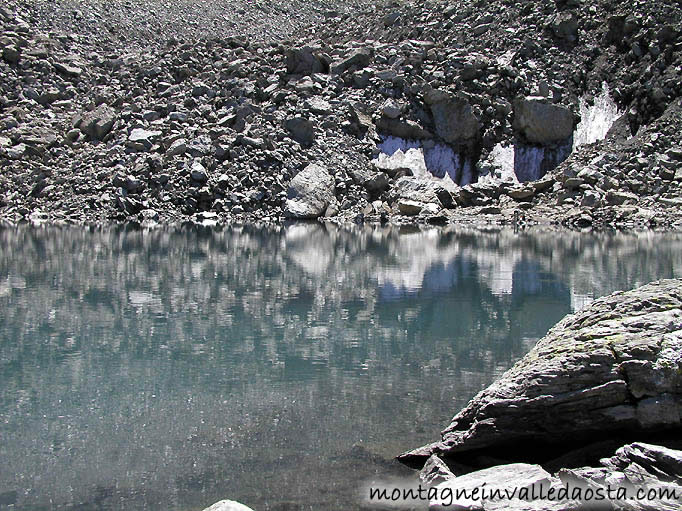 lago pietra rossa