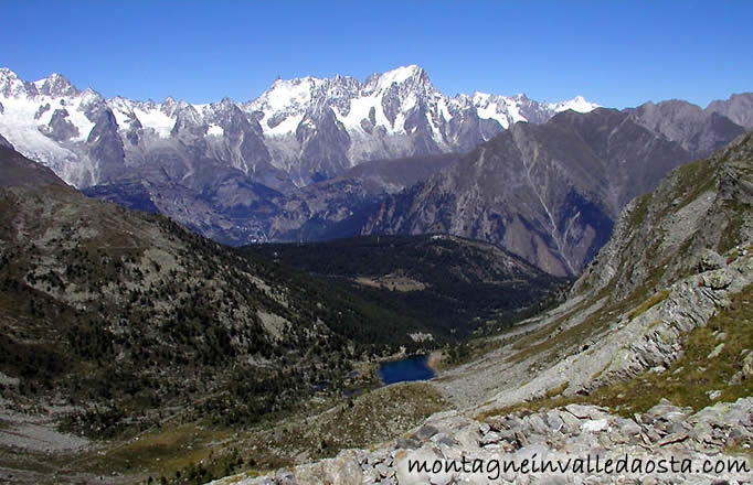 lago pietra rossa