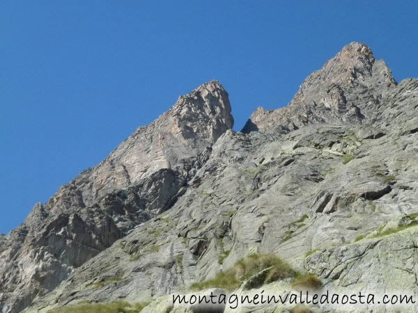 mont rouges de triolet