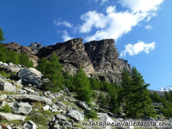 rocca di verra