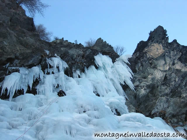 cascata lau bij