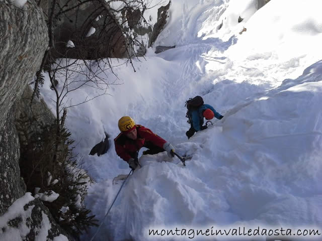 cascata lillaz gully