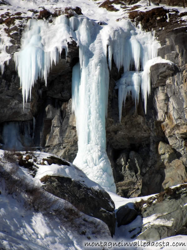 cascata nuvole barocche