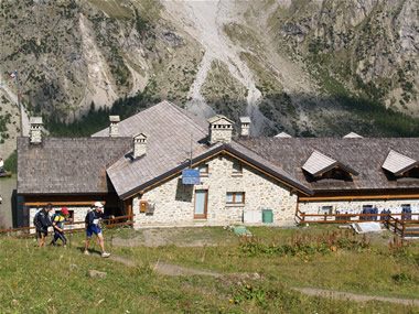 rifugio bonatti