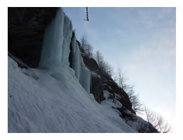 cascata la sorgente del falco