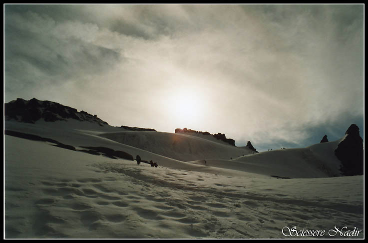 007 Alba durante l'ascensione