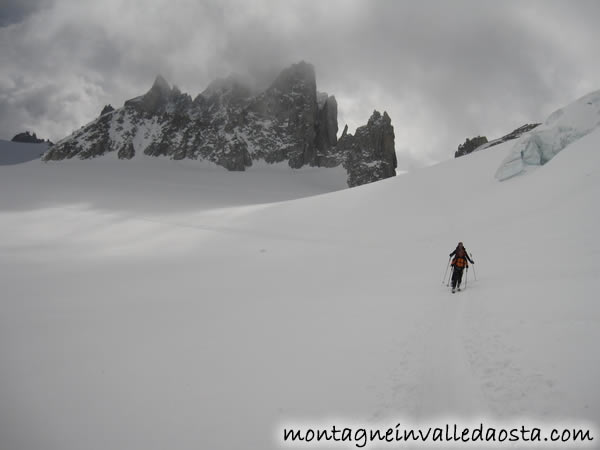 col du tour noir